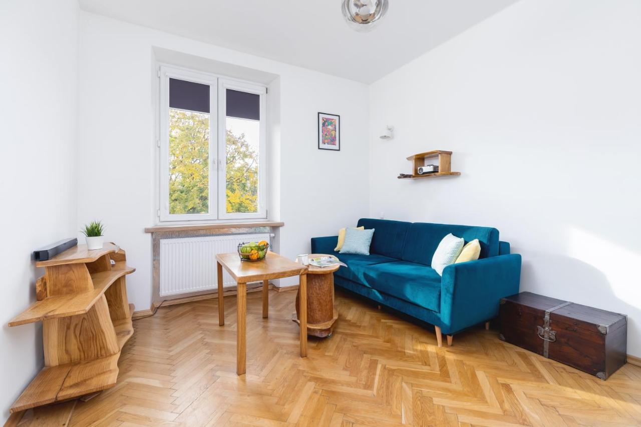 Old Town Apartments Basztowa By Renters Krakow Bagian luar foto